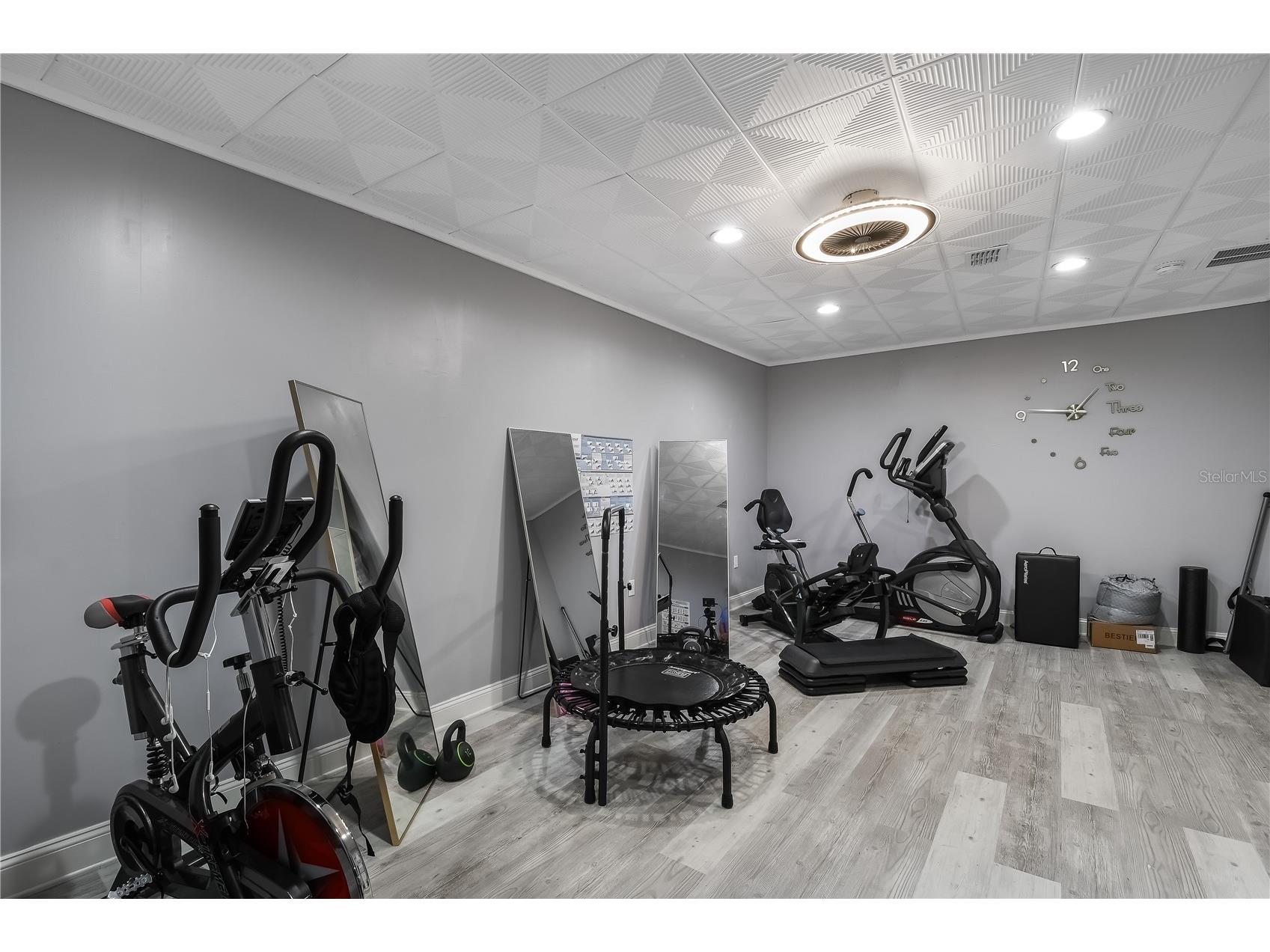 2044 Tunisia Avenue Spring Hill FL 34609 W7886492 image41