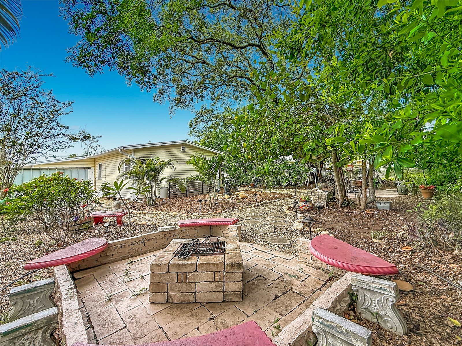2045 Broadway Clearwater FL 33755 TB8515953 image39
