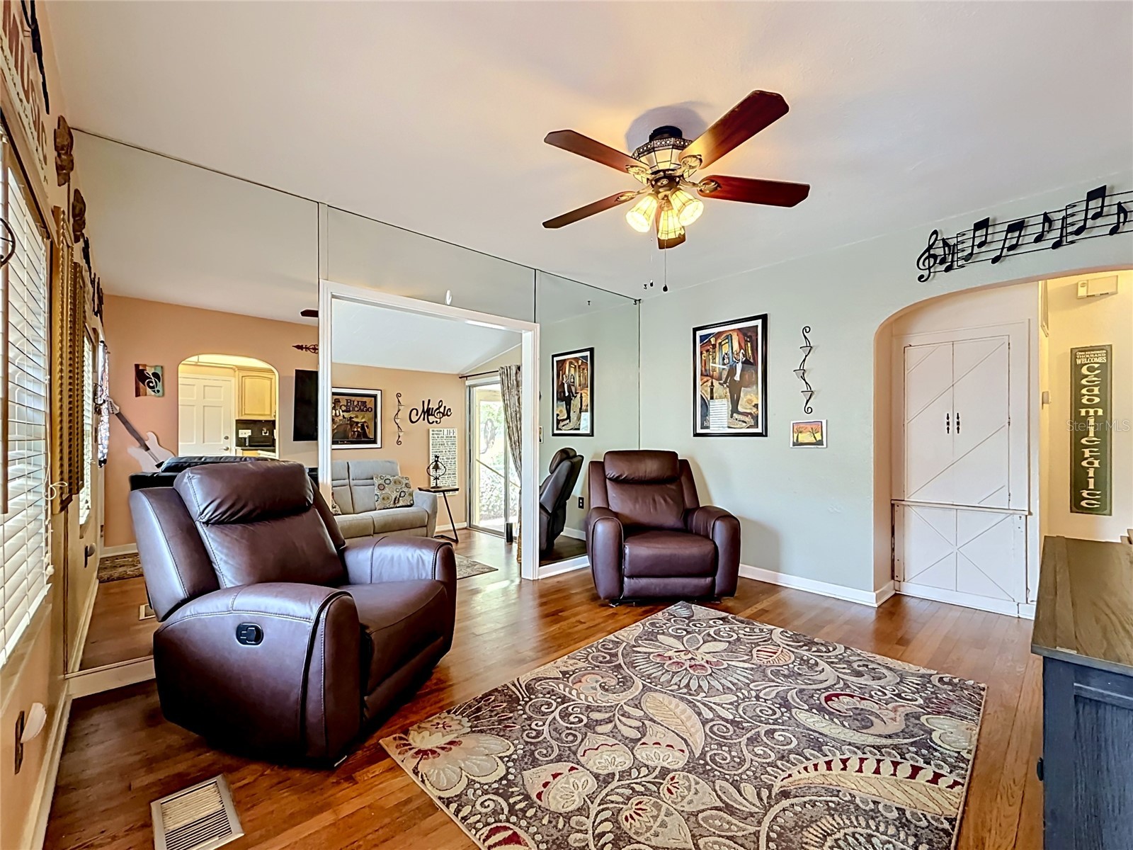2045 Broadway Clearwater FL 33755 TB8515953 image4