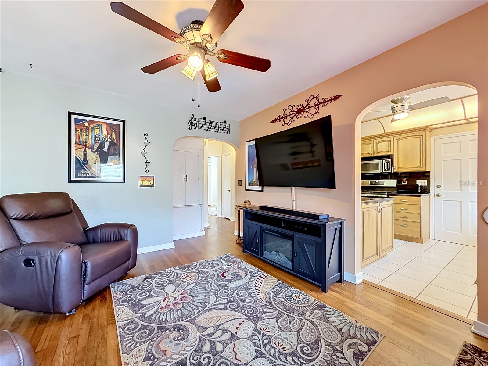 2045 Broadway Clearwater FL 33755 TB8515953 image5