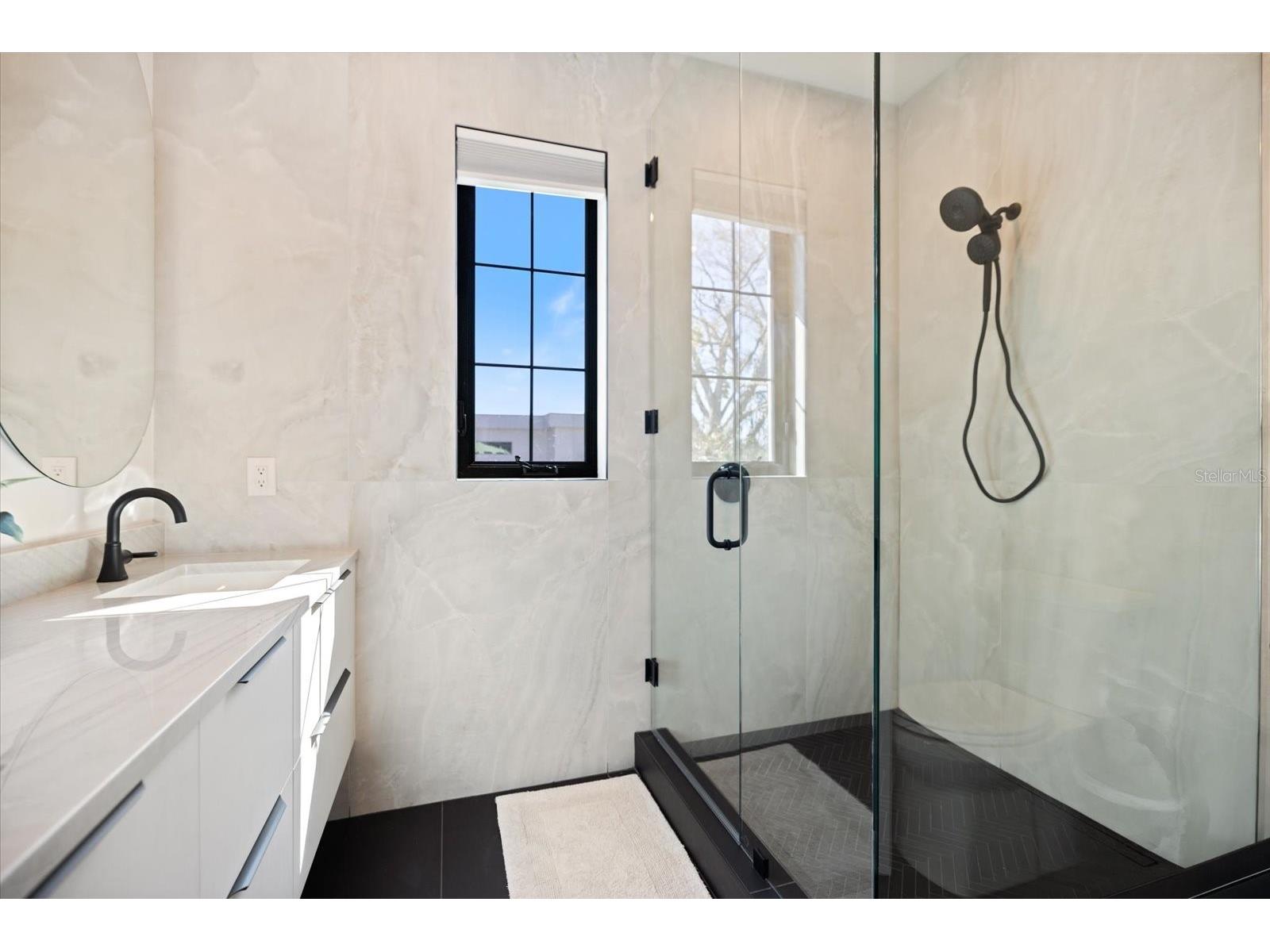 2045 Goldenrod Street Sarasota FL 34239 A4681259 image28