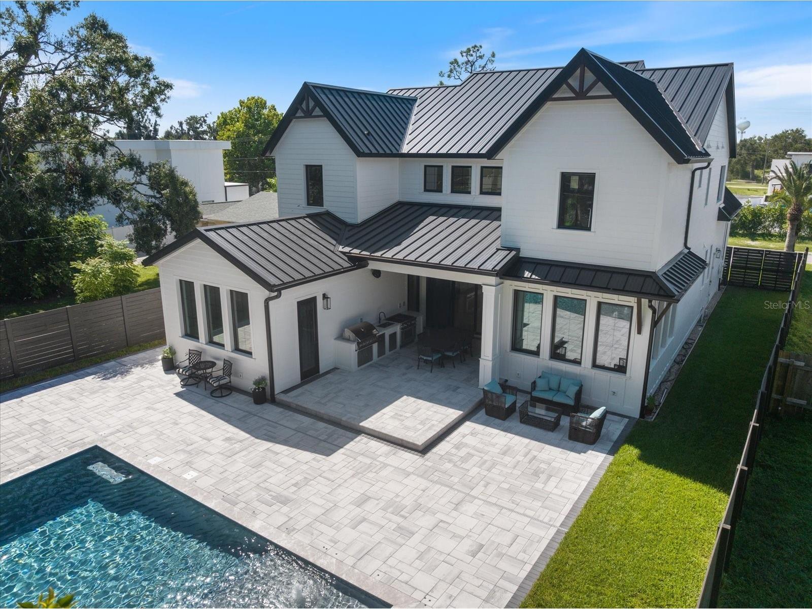 2045 Goldenrod Street Sarasota FL 34239 A4681259 image3