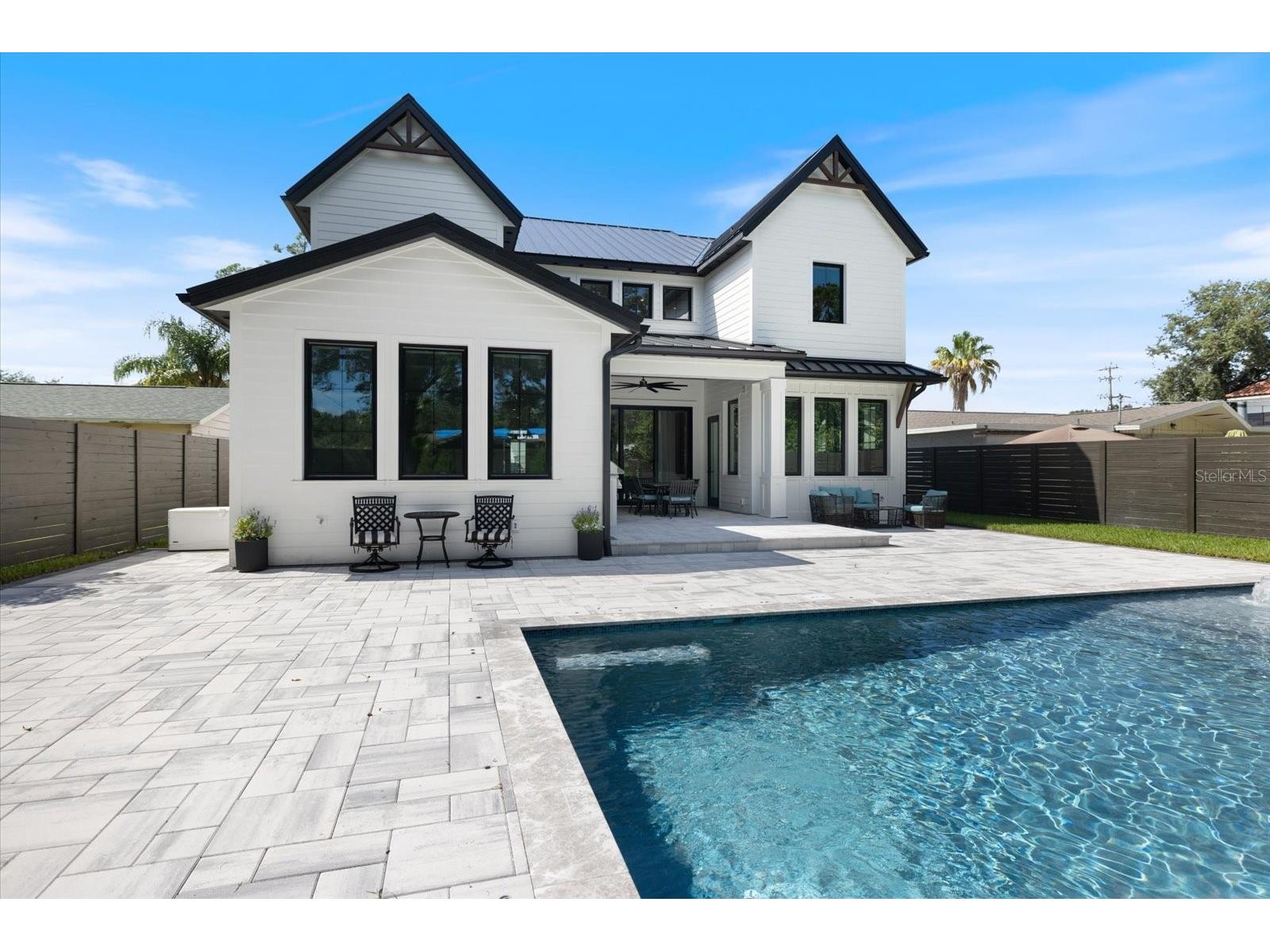 2045 Goldenrod Street Sarasota FL 34239 A4681259 image50