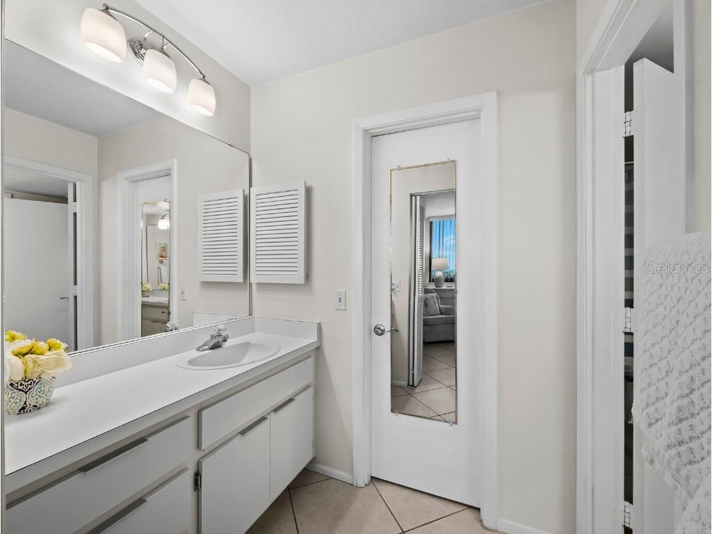 2045 Gulf Of Mexico Drive #M1-502 Longboat Key FL 34228 A4675820 image21