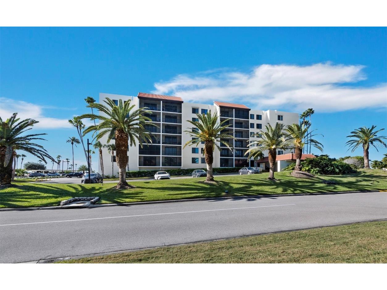2045 Gulf Of Mexico Drive #M1-502 Longboat Key FL 34228 A4675820 image3