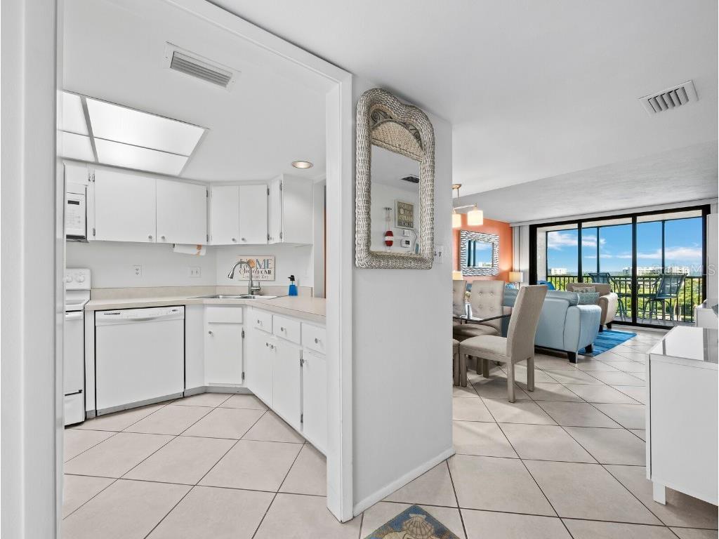 2045 Gulf Of Mexico Drive #M1-502 Longboat Key FL 34228 A4675820 image5