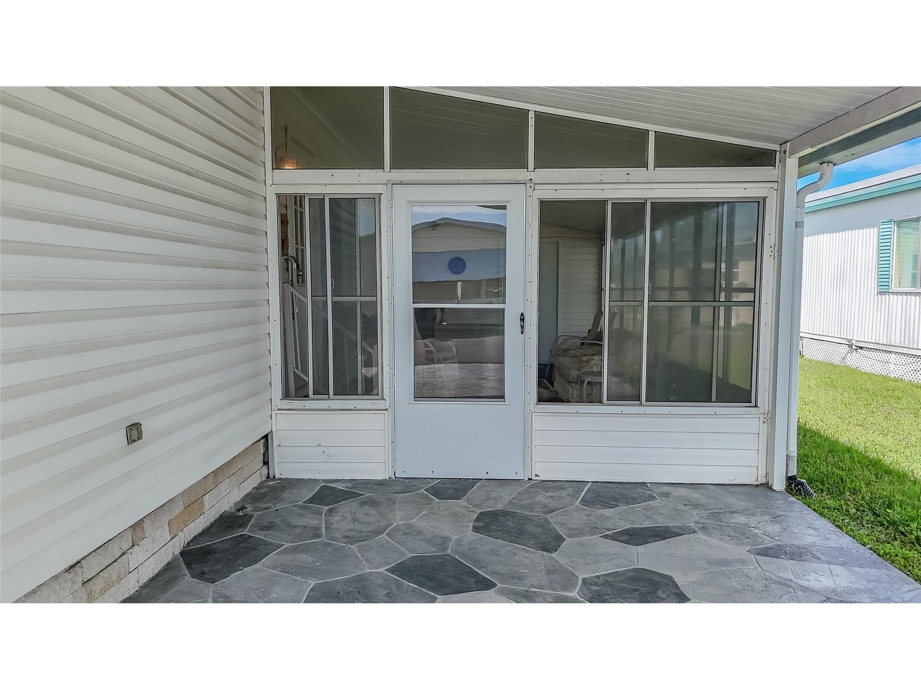 2045 Kona Drive Holiday FL 34691 TB8424801 image4