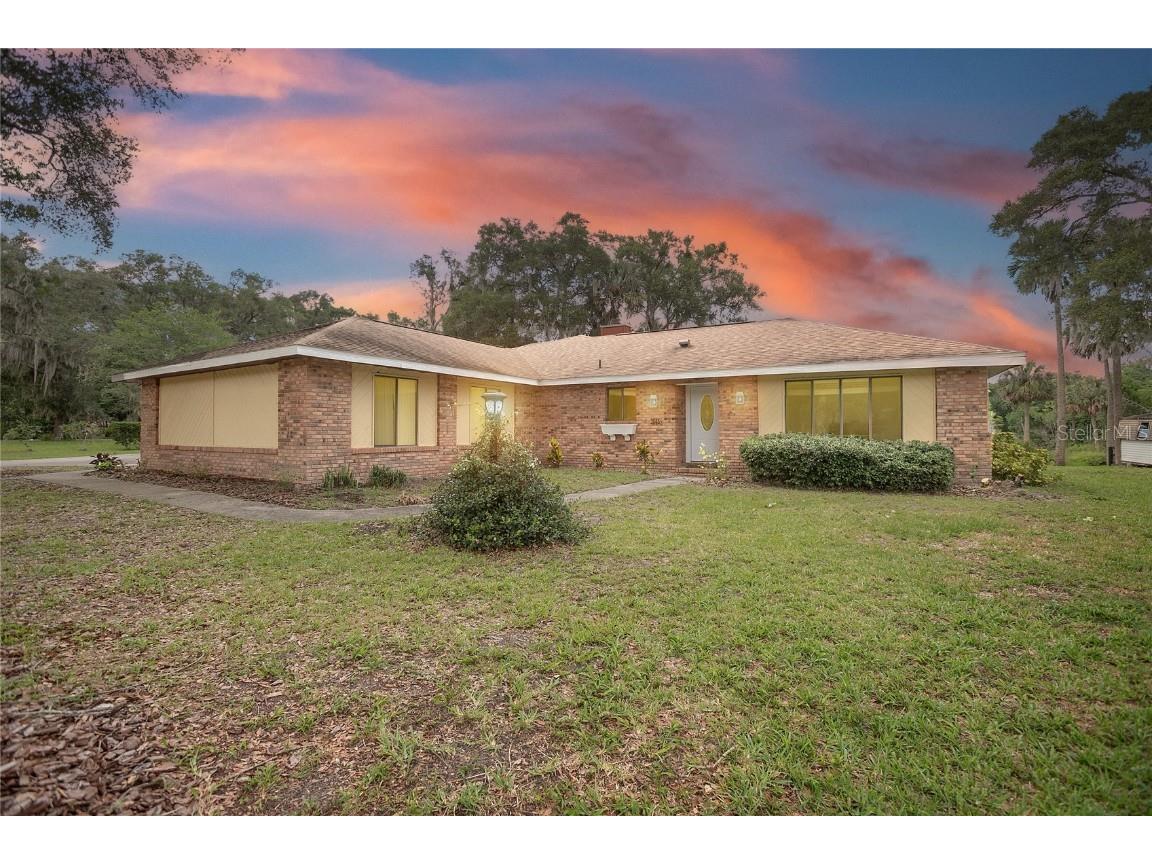 2045 La Valley Ln Deland FL 32720 V4930432 image1
