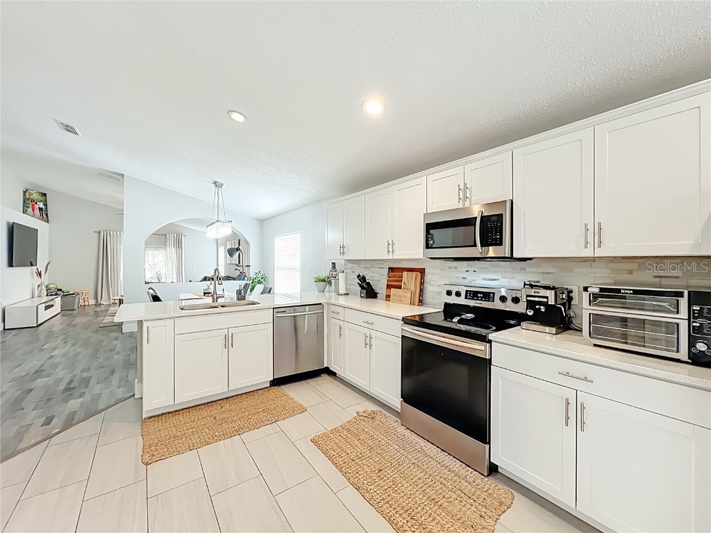 2045 Newtown Road Groveland FL 34736 OM714293 image12