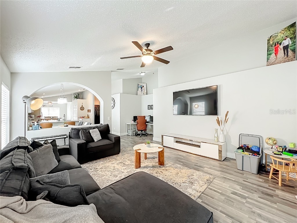 2045 Newtown Road Groveland FL 34736 OM714293 image22