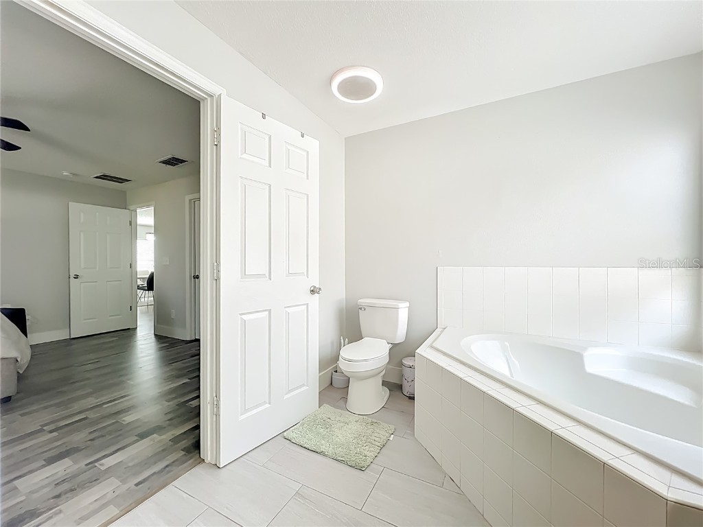 2045 Newtown Road Groveland FL 34736 OM714293 image33