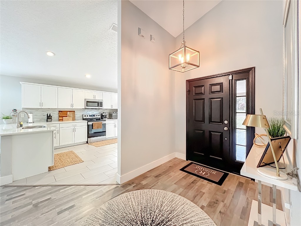 2045 Newtown Road Groveland FL 34736 OM714293 image6