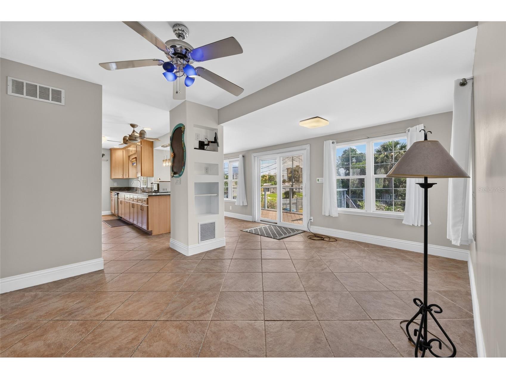 2045 S Peninsula Drive Daytona Beach FL 32118 O6423192 image10