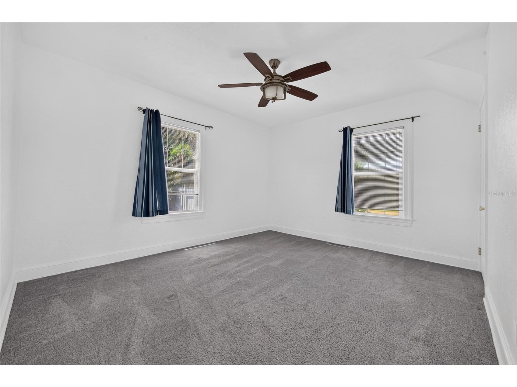 2045 S Peninsula Drive Daytona Beach FL 32118 O6423192 image17