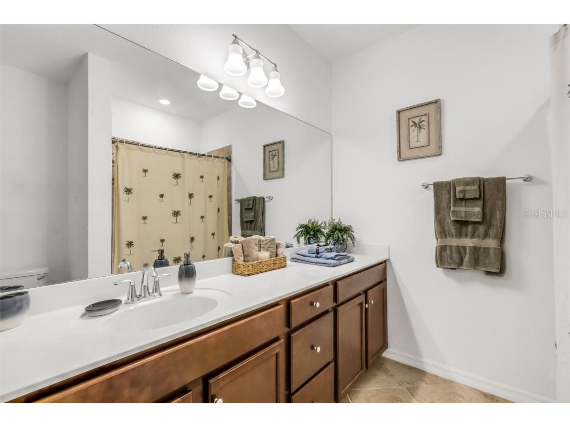 20450 Lagente Circle Venice FL 34293 TB8432812 image32