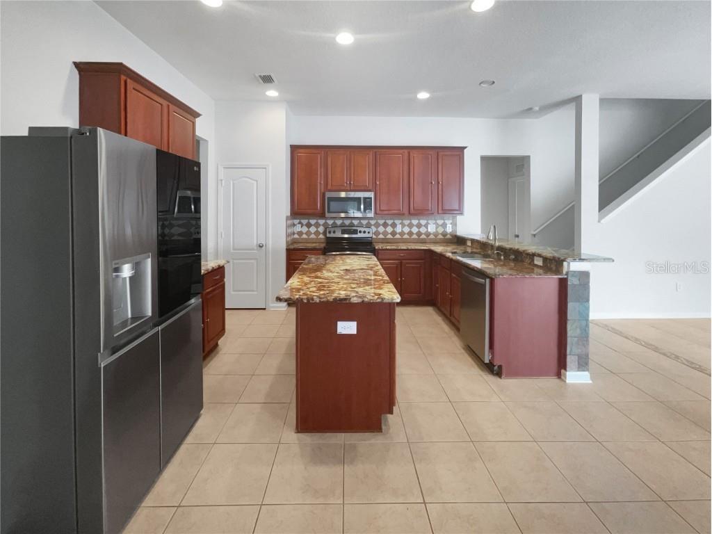 2046 Heartland Circle Valrico FL 33594 O6368690 image10