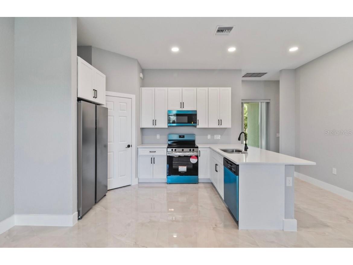 20462 Kenilworth Boulevard Port Charlotte FL 33954 C7527081 image2