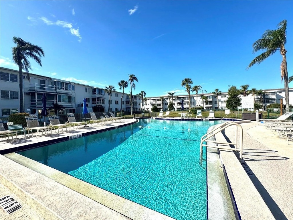 2047 Canal Drive #L-6 Bradenton FL 34207 A4658927 image19