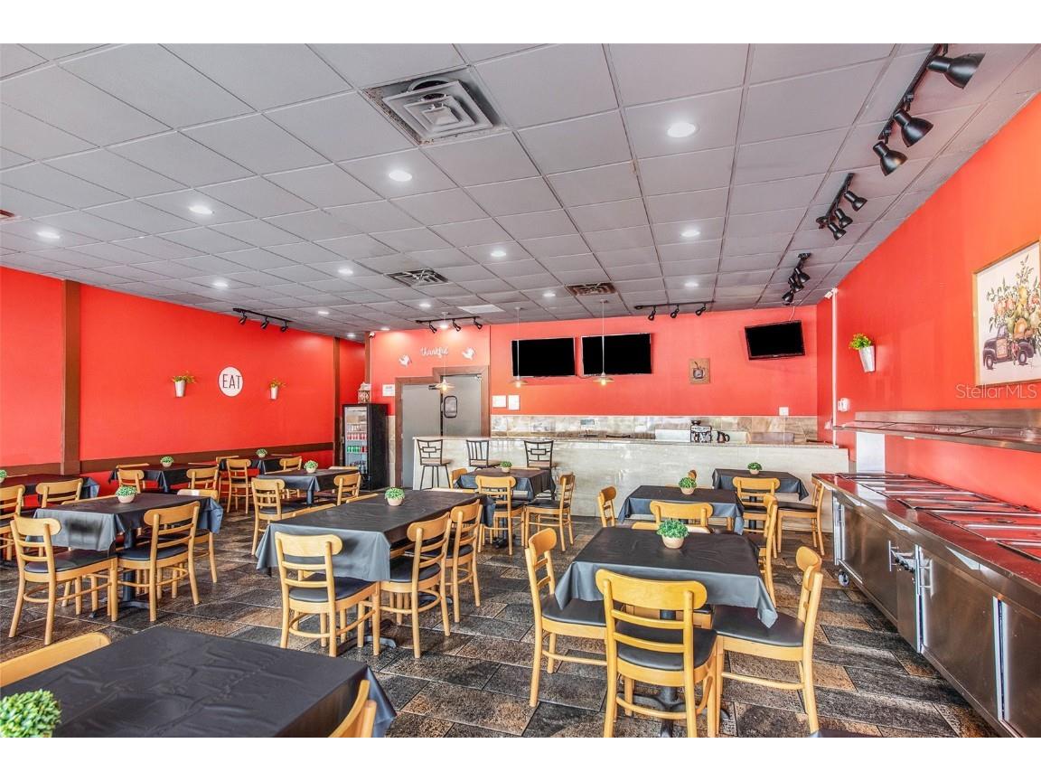 2047 E Fowler Avenue Tampa FL 33612 J962944 image1