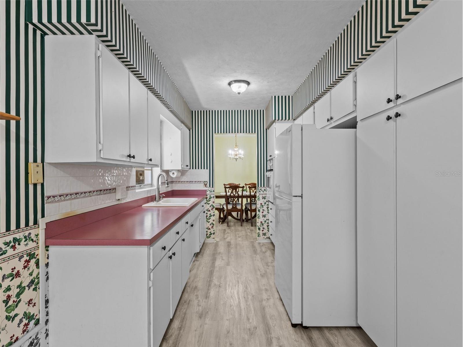 2047 Greenbriar Boulevard Clearwater FL 33763 OM723771 image14