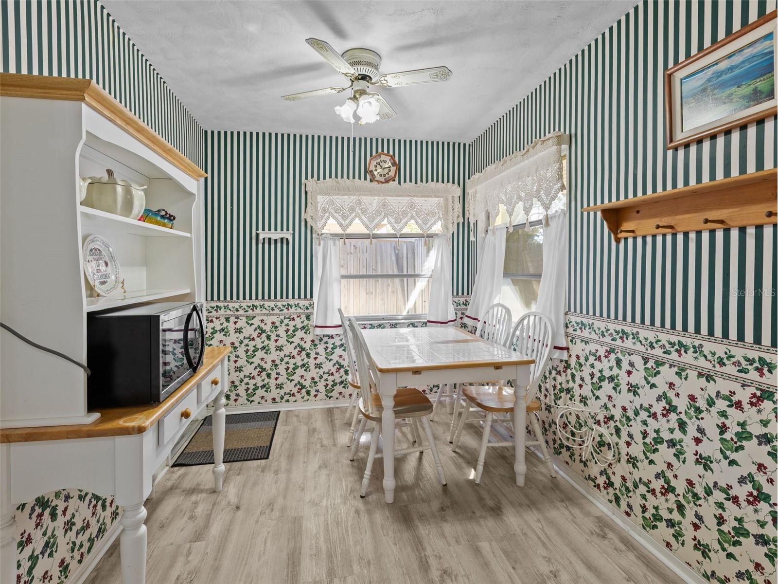 2047 Greenbriar Boulevard Clearwater FL 33763 OM723771 image5