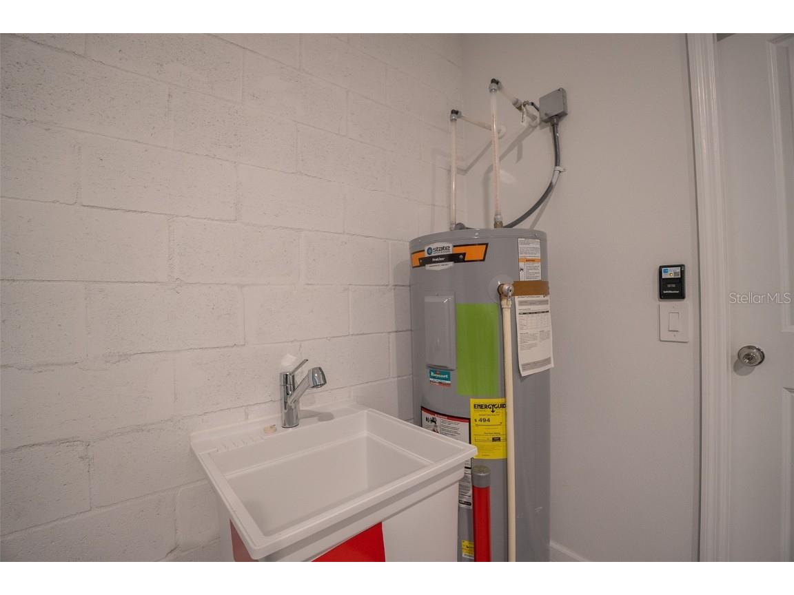 2047 Punch Bowl Avenue Davenport FL 33837 O6368770 image14