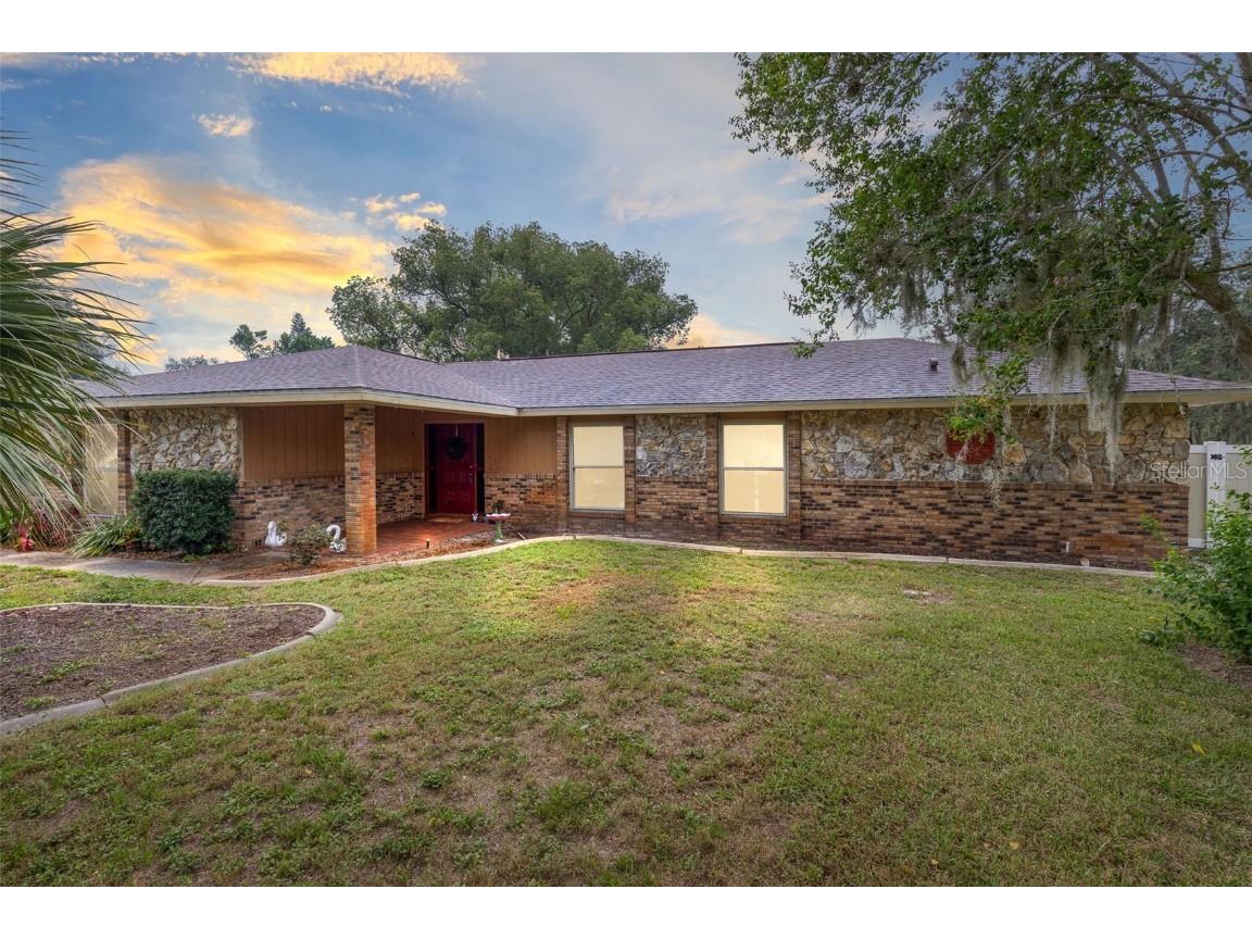 2047 Rocky Hill Drive Deltona FL 32738 - BIG LAKE AND LAKE SIDNEY O6222006 image1