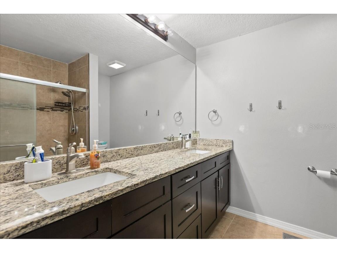 2047 Rocky Hill Drive Deltona FL 32738 - BIG LAKE AND LAKE SIDNEY O6363363 image22