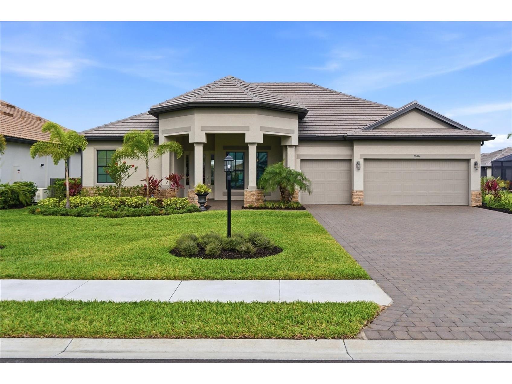 20474 Napa Loop Estero FL 33928 A4686578 image1