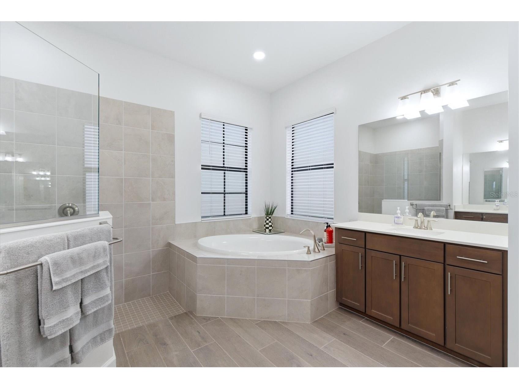 20474 Napa Loop Estero FL 33928 A4686578 image21