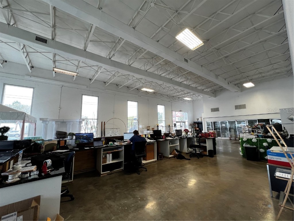 2048 Bee Ridge Road Sarasota FL 34239 A4629734 image3