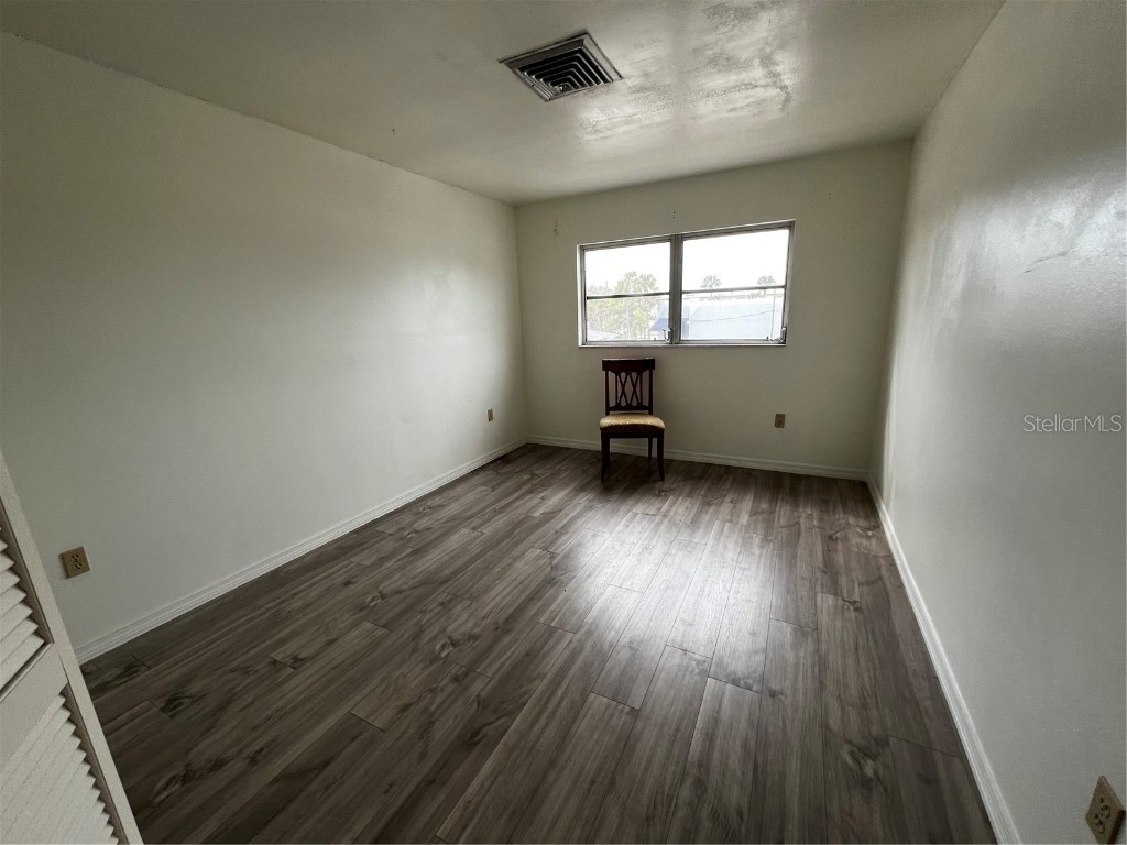 2048 Bee Ridge Road Sarasota FL 34239 A4629734 image6