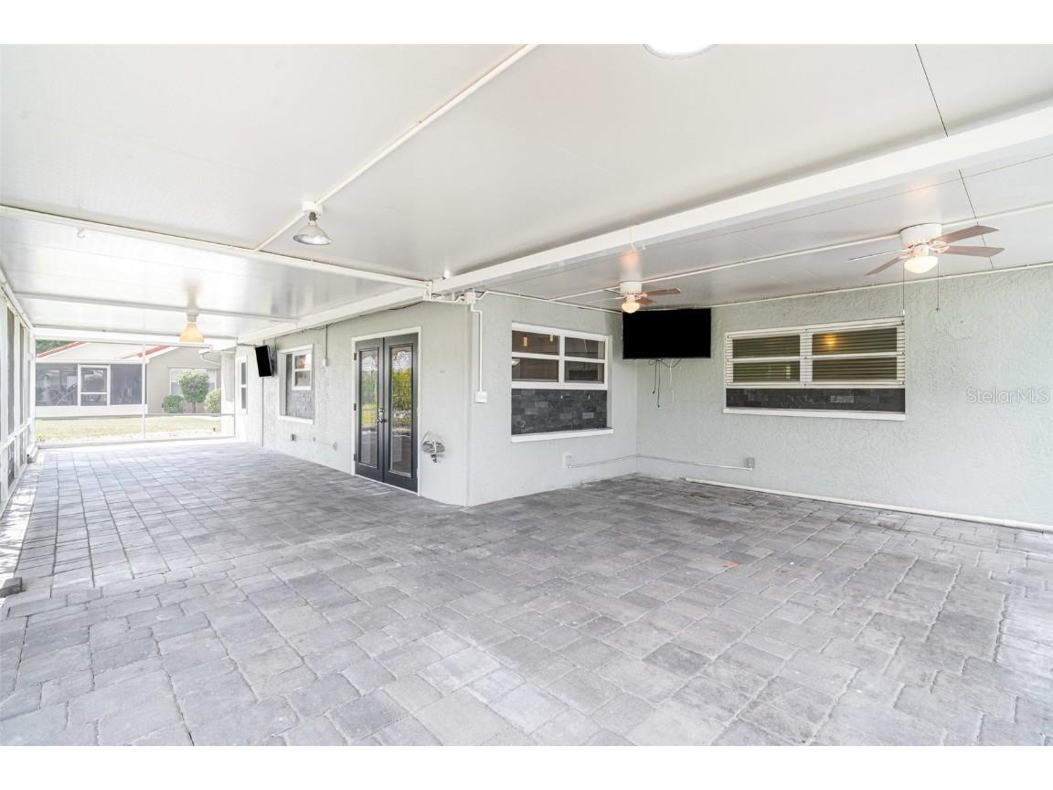 2048 Berry Roberts Drive Sun City Center FL 33573 O6350386 image28