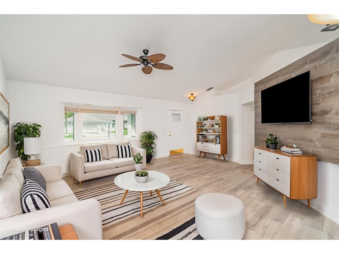 2048 Berry Roberts Drive Sun City Center FL 33573 O6350386 image4