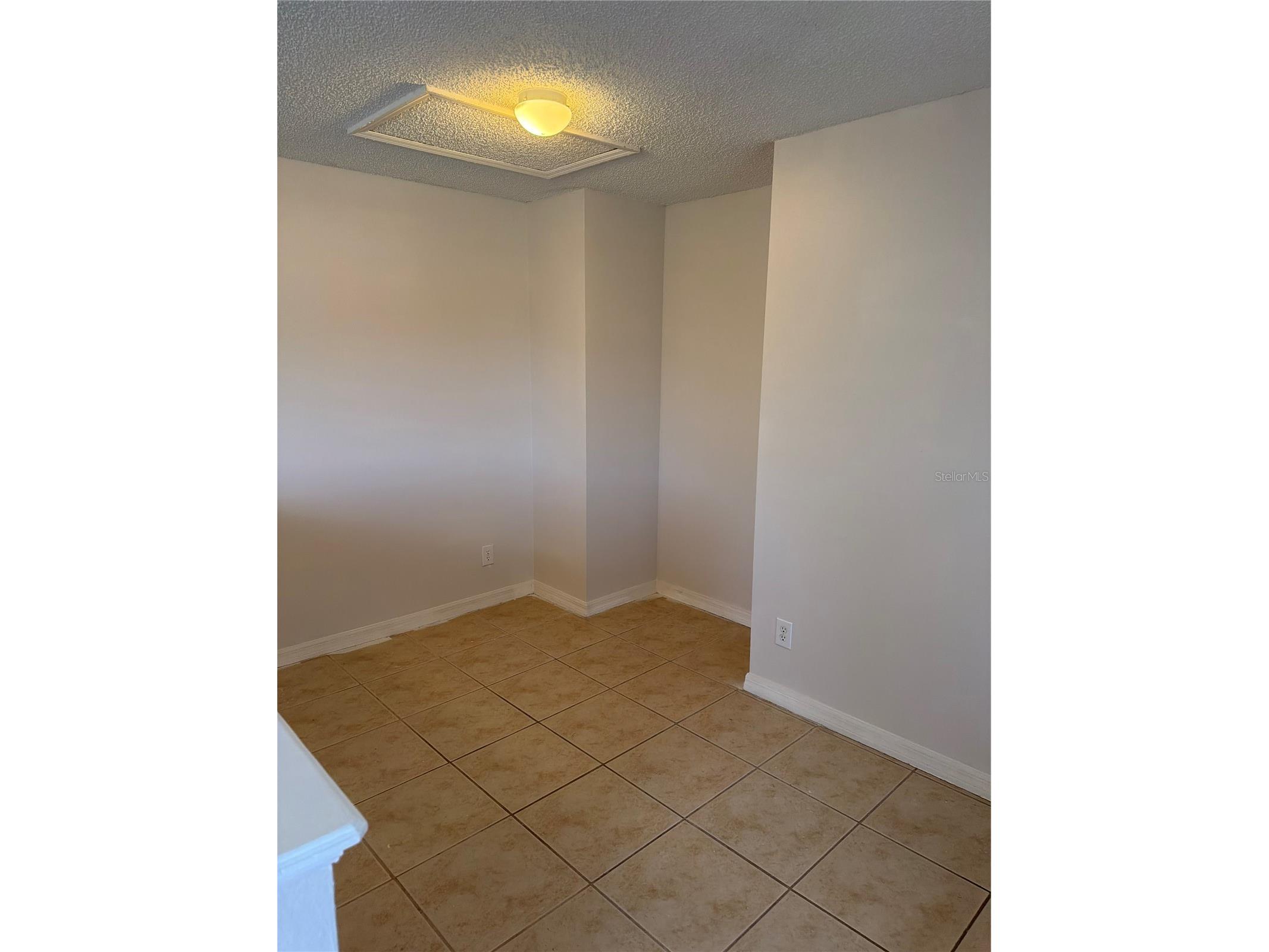 2048 Cypress Bay Boulevard Kissimmee FL 34743 O6386580 image22