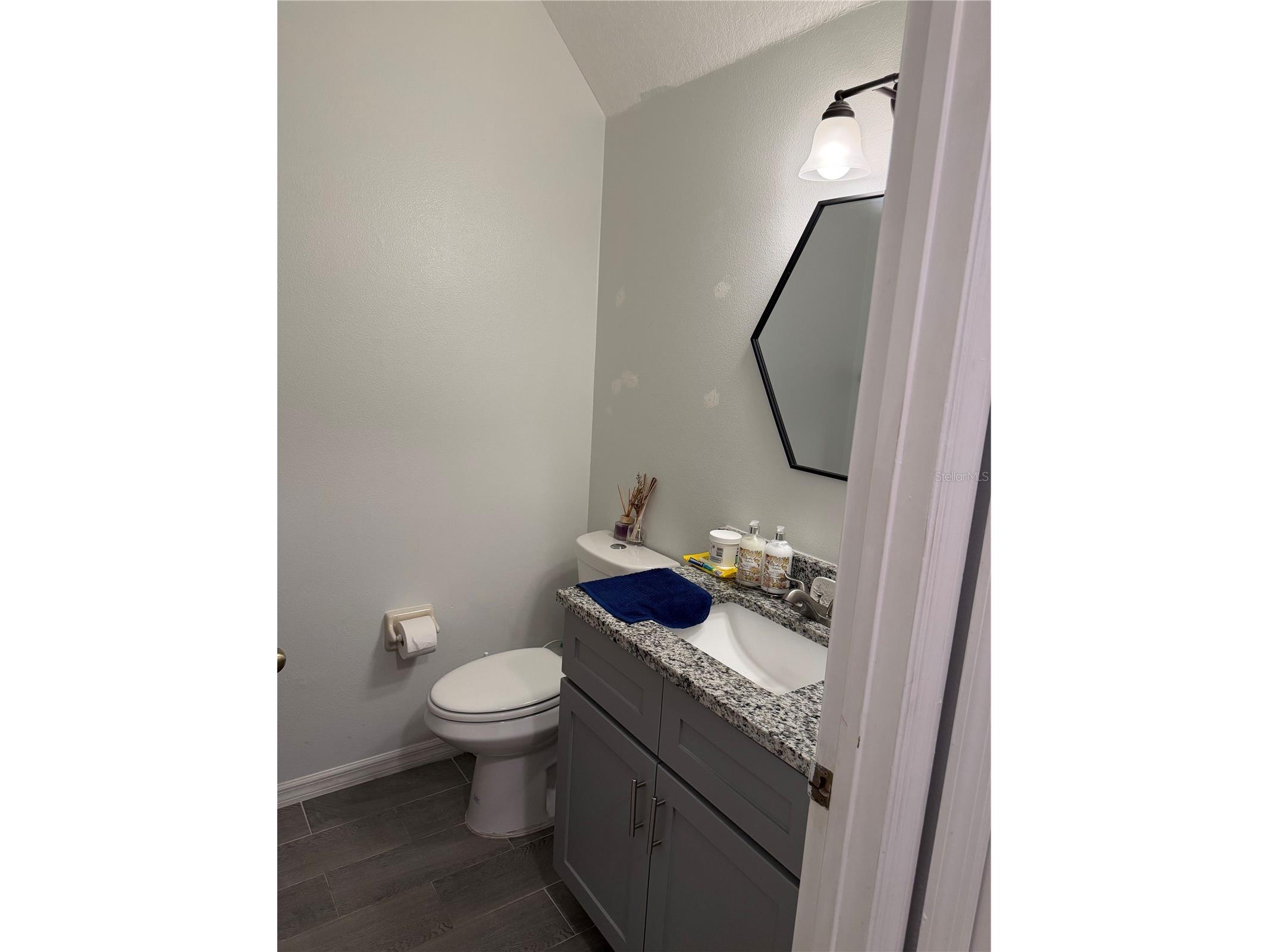 2048 Cypress Bay Boulevard Kissimmee FL 34743 O6386580 image9