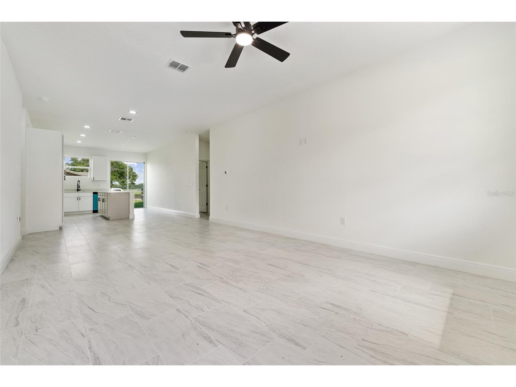 2048 Dixie Avenue Sanford FL 32771 S5150882 image5