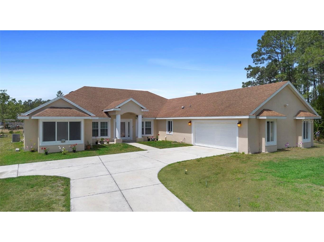 2048 Laredo Drive Deltona FL 32738 V4942145 image1
