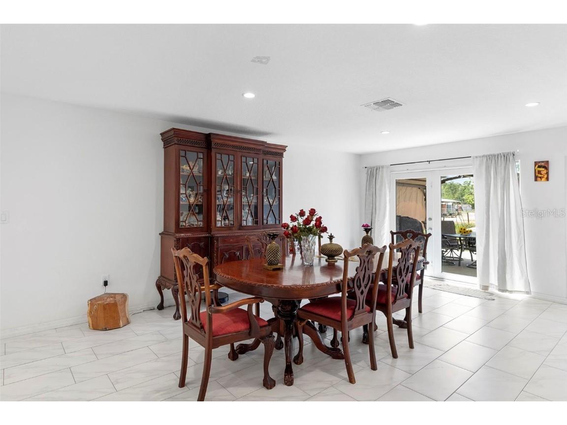 2048 Laredo Drive Deltona FL 32738 V4942145 image14