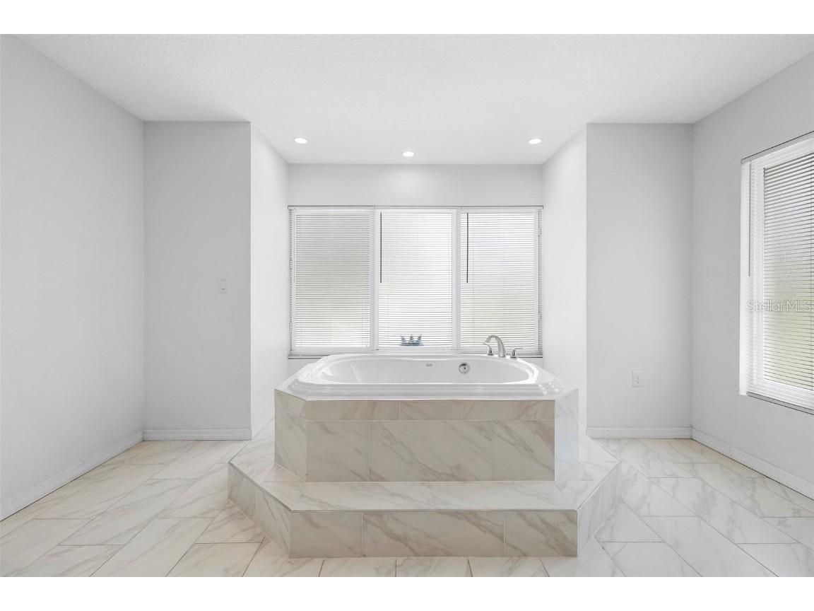 2048 Laredo Drive Deltona FL 32738 V4942145 image22