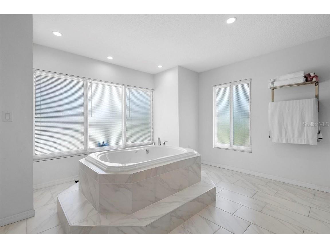 2048 Laredo Drive Deltona FL 32738 V4942145 image23