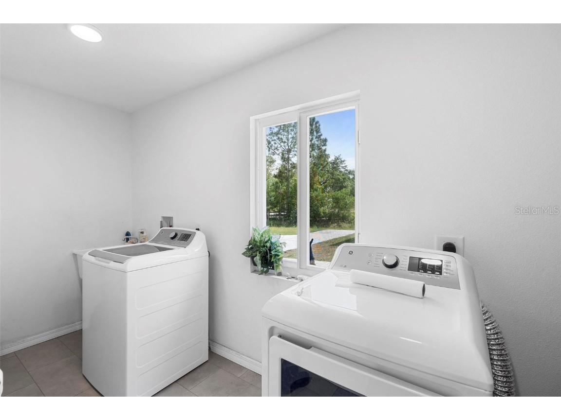 2048 Laredo Drive Deltona FL 32738 V4942145 image36