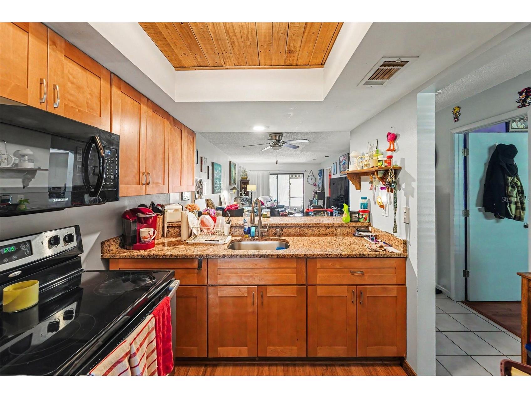 2048 Sunset Grove Lane Clearwater FL 33765 TB8513367 image9