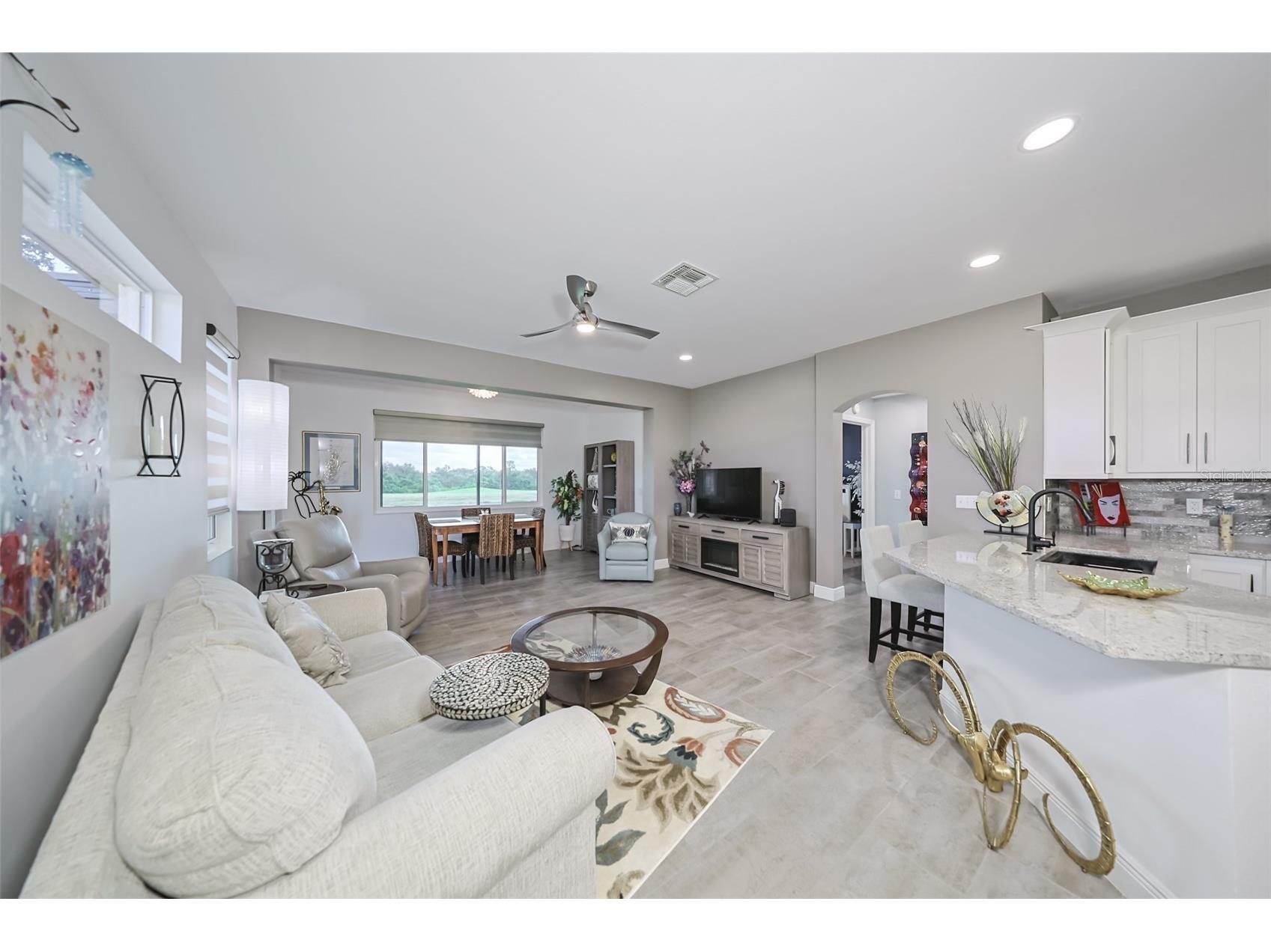 2049 Acadia Greens Drive Sun City Center FL 33573 TB8437935 image3