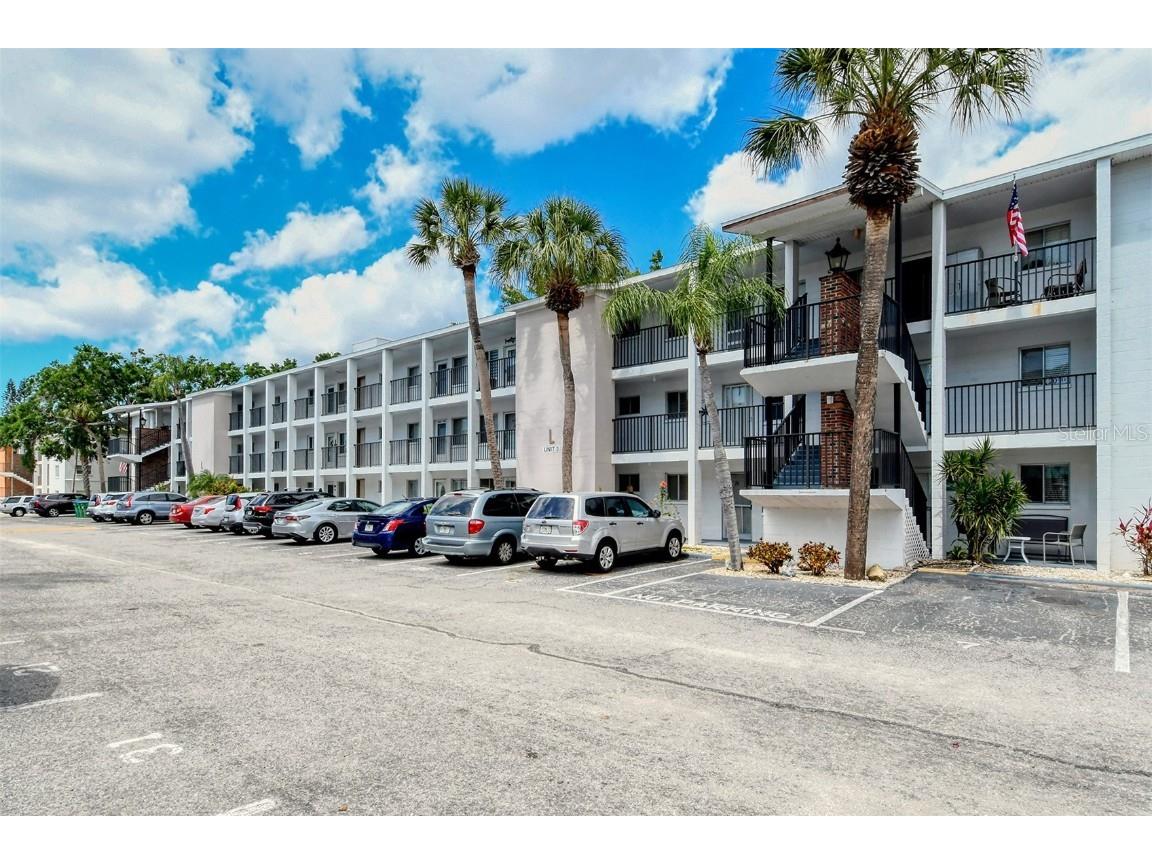 2049 Canal Drive #L5 Bradenton FL 34207 A4561869 image1