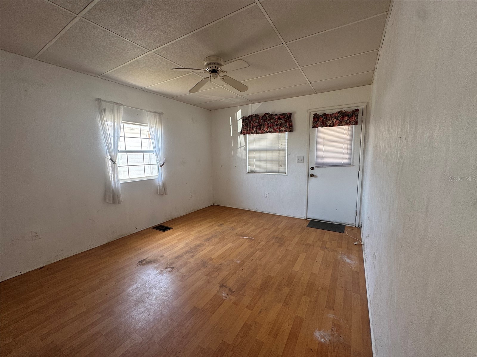 2049 Champion Street Sarasota FL 34231 A4688156 image9