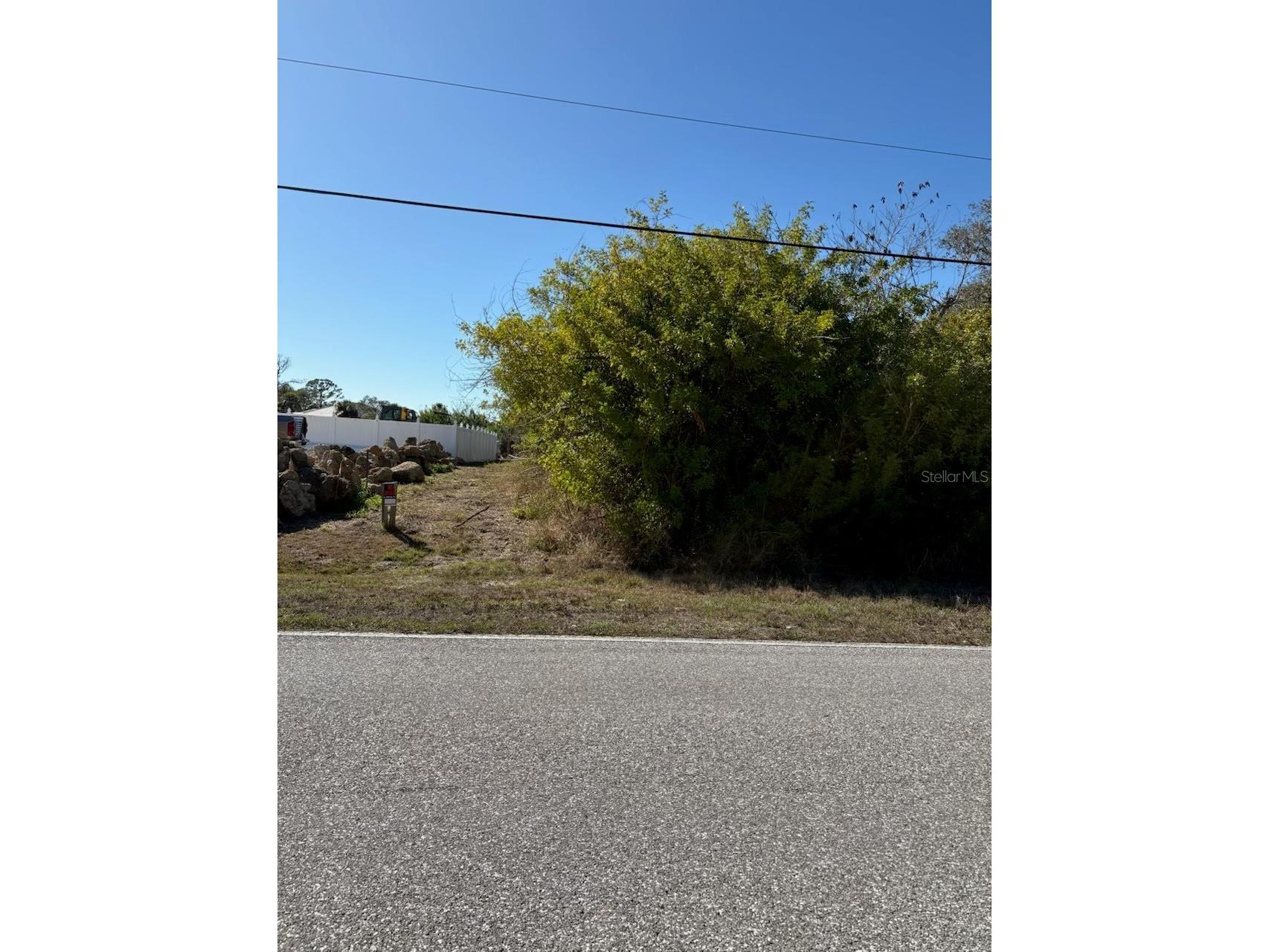 2049 Cornelius Boulevard Port Charlotte FL 33953 G5108357 image1