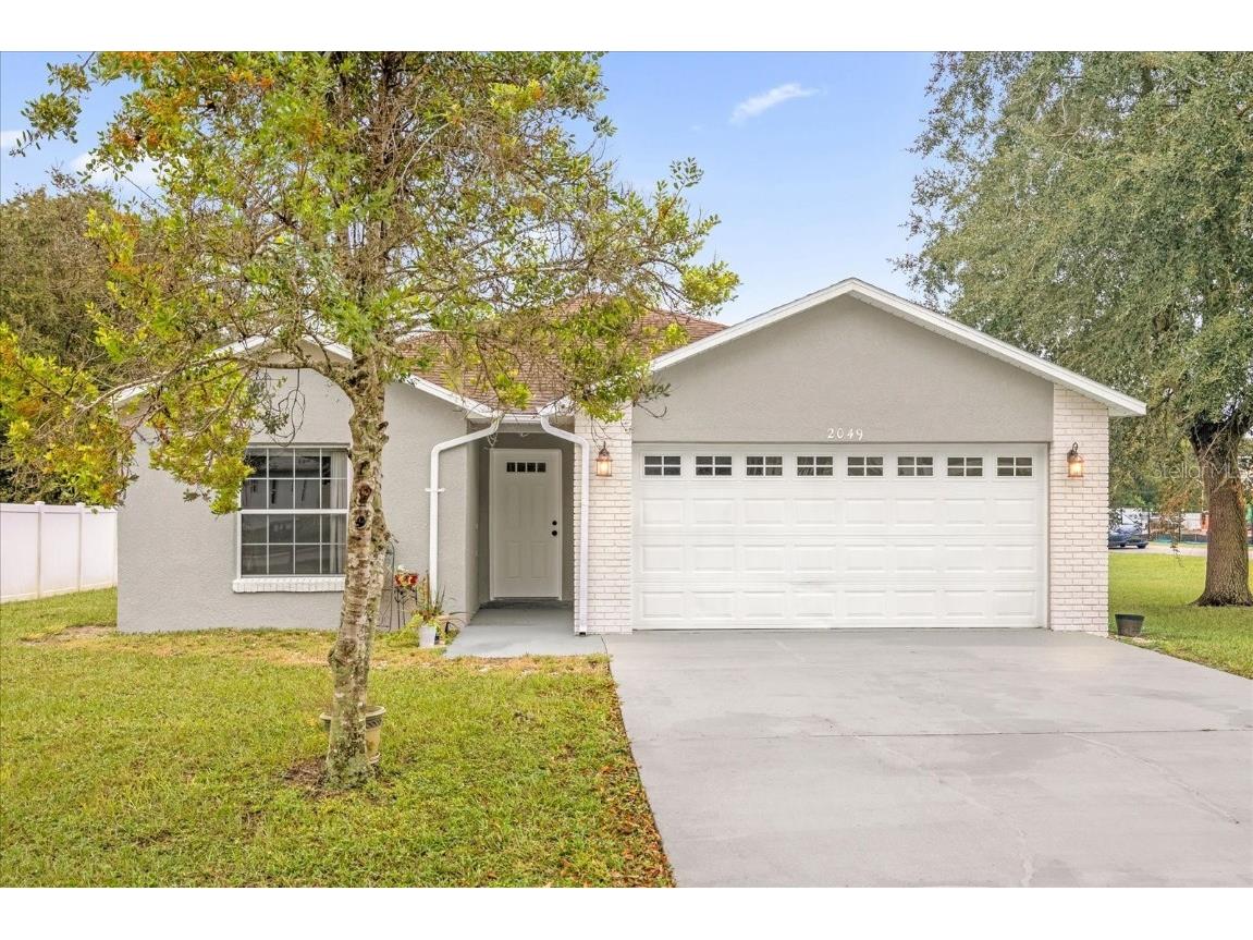 2049 N Grandview Street Mount Dora FL 32757 O6245655 image1