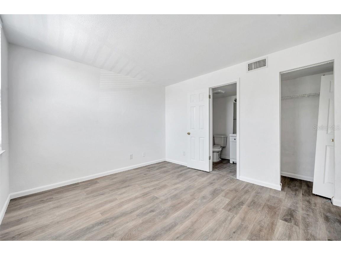 2049 Skimmer Court W #311 Clearwater FL 33762 TB8401522 image18