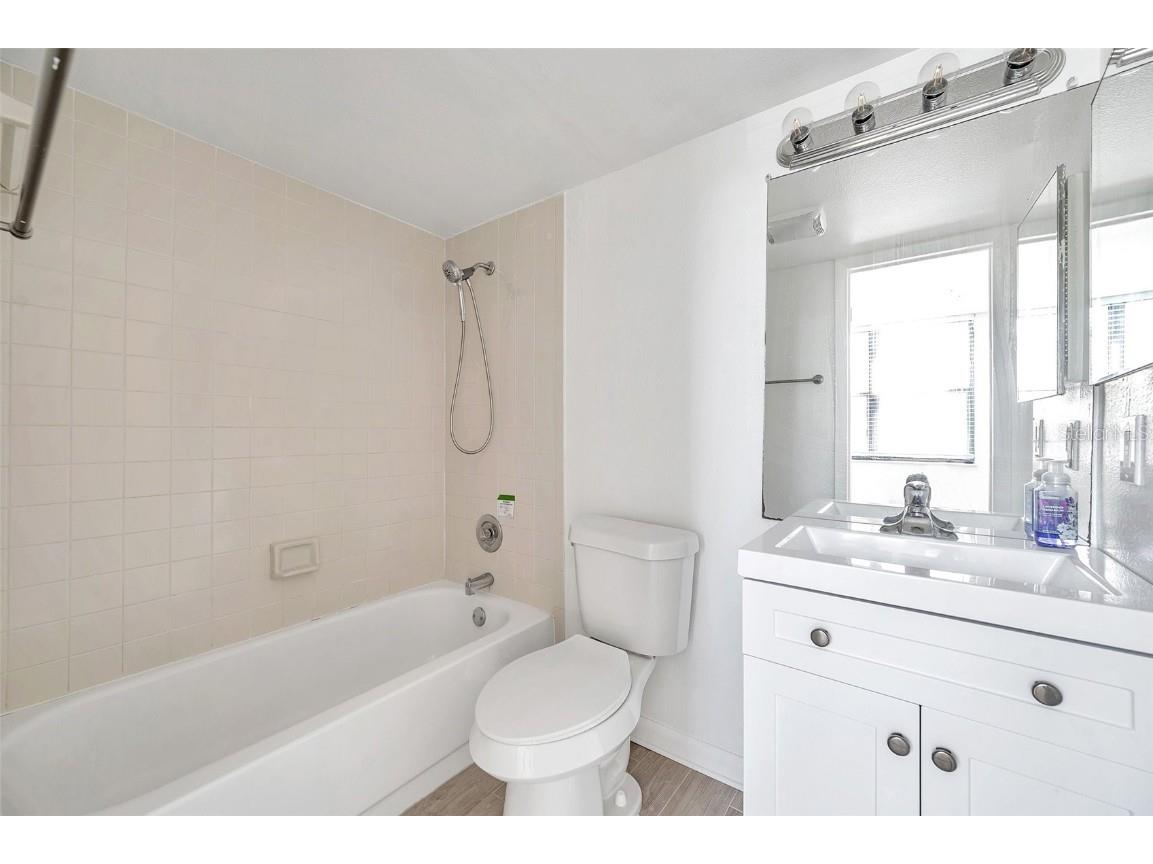 2049 Skimmer Court W #311 Clearwater FL 33762 TB8401522 image19